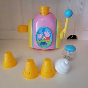 Toomies Peppa Pig Bubble Ice Cream Maker Bath Toy